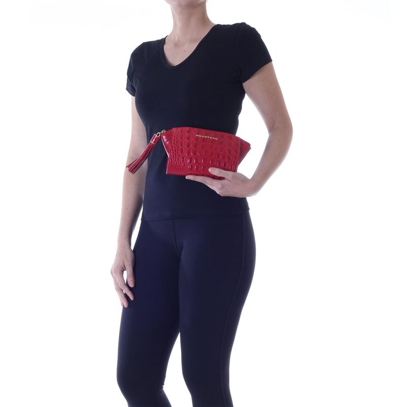 78003---Bolsa-Couro-Croco-Rubi---Foto-Modelo-02