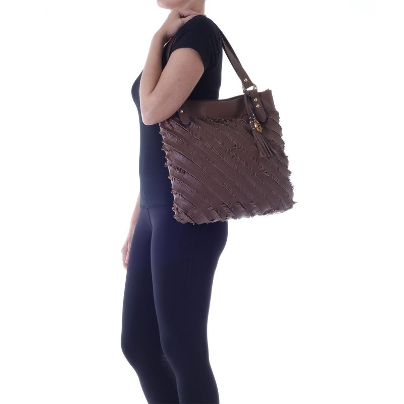 78108---Bolsa-Couro-Suede-Soft-Conhaque---Foto-Modelo
