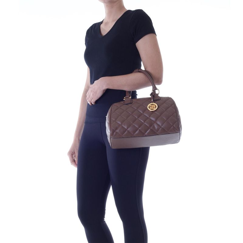 78115---Bolsa-Couro-Soft-Conhaque---Foto-Modelo