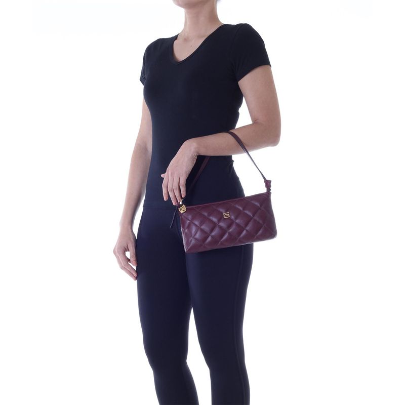 78006---Bolsa-Couro-Soft-Bordo---Foto-Modelo
