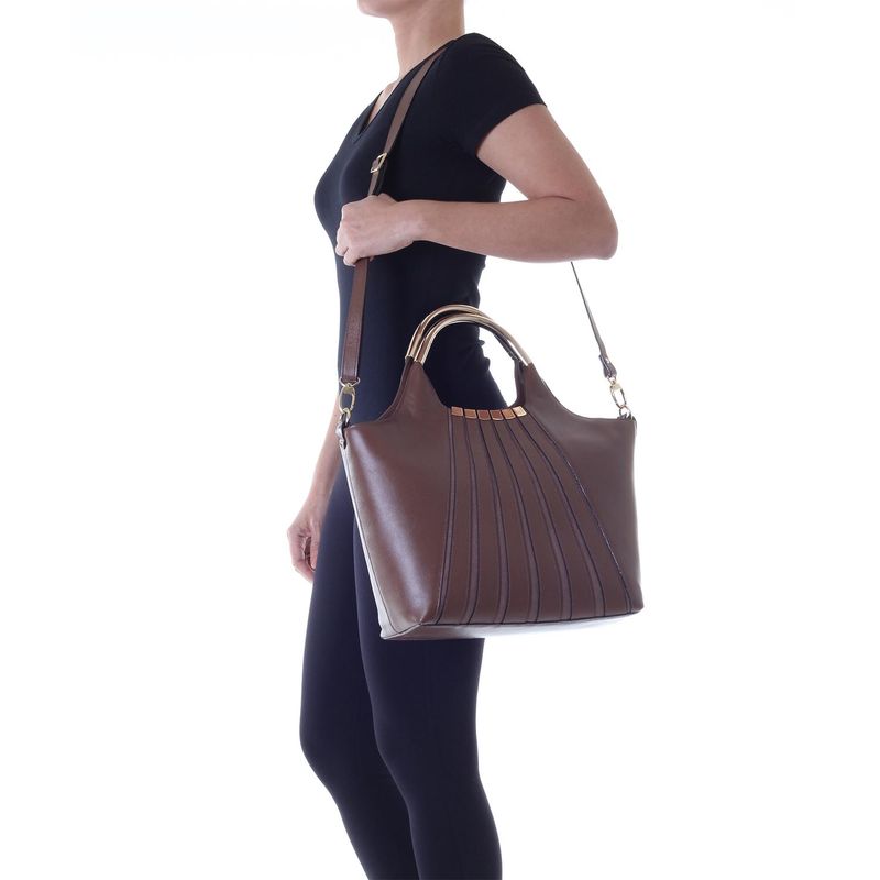 78070---Bolsa-Couro-Suede-Soft-Conhaque---Foto-Modelo